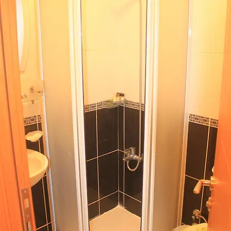 Hotel Kalamarı Büyükada 1 4*